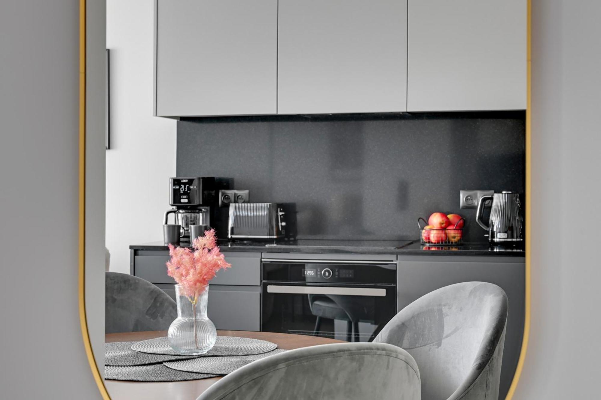 Apartment Scala Center With Parking By Lion Danzig