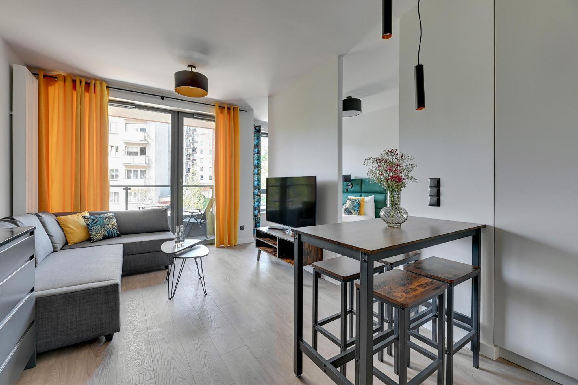 Scala Center With Parking By Lion Apartment Danzig